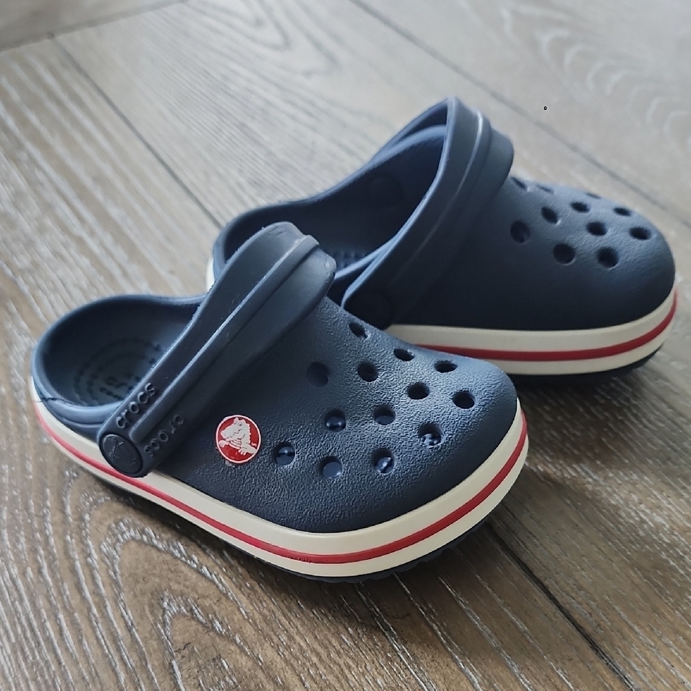 CROCS Crocband Navy With Red Stripe